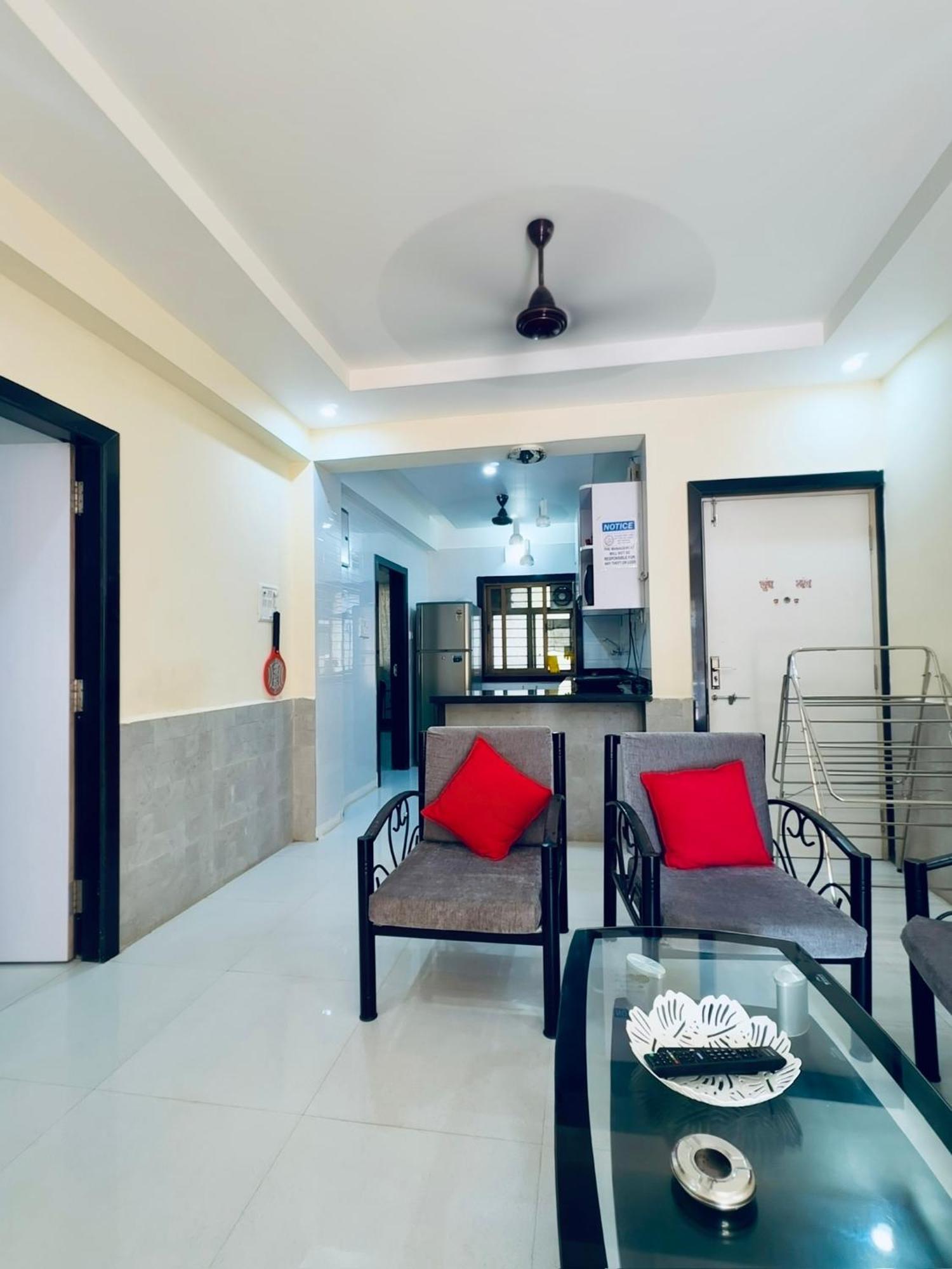 Haven Apartment Inn Baga Beach ภายนอก รูปภาพ